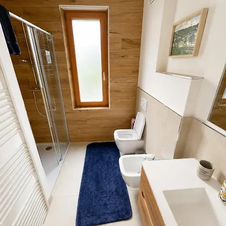 Nelle Dolomiti Con Giardino Privato E 4 Posti Auto Dom wakacyjny Calalzo di Cadore