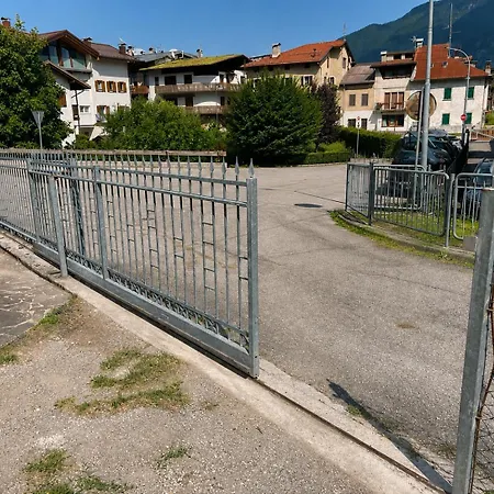 Nelle Dolomiti Con Giardino Privato E 4 Posti Auto
