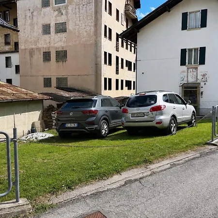 Nelle Dolomiti Con Giardino Privato E 4 Posti Auto Сasa de vacaciones